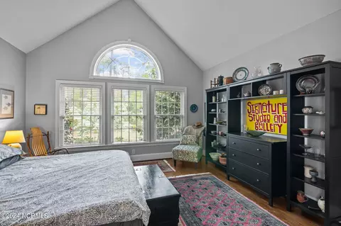 Bedroom - 101 Newport Ct, Chocowinity, NC 27817 photo 1 of 10