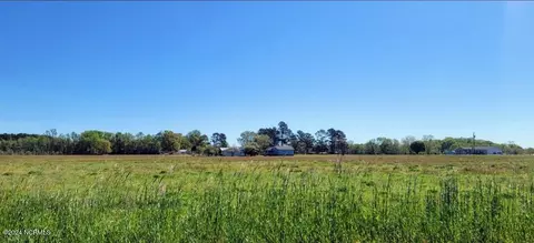 3 Pope Farm Rd, Stantonsburg, NC 27883