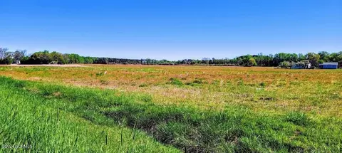 4 Pope Farm Rd, Stantonsburg, NC 27883
