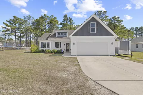 891 Union Bethel Rd, Hampstead, NC 28443