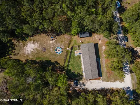 342 Woodside Dr, Hampstead, NC 28443