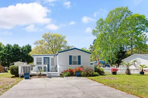 1558 Gate 2 SW, Ocean Isle Beach, NC 28469