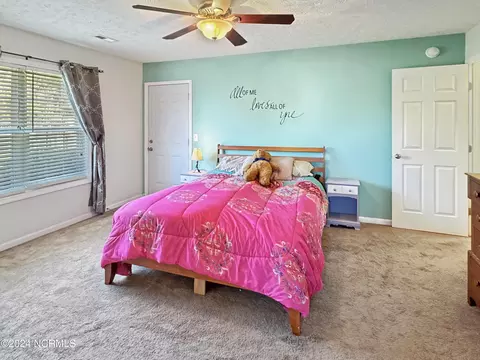 104 Derby Ln, Hampstead, NC 28443 photo 14