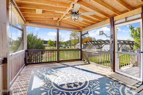 109 Barnwell Rd, Dudley, NC 28333 photo 8
