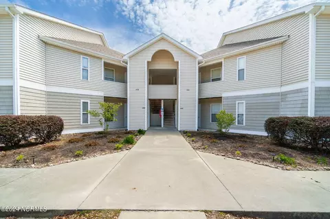 408 Commerce Ave #D, Morehead City, NC 28557
