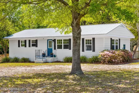 362 Toulon Dr, Wilmington, NC 28405