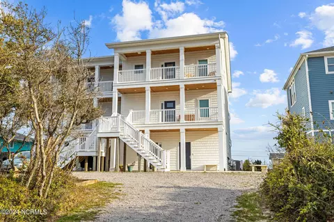 Exterior - 809 Emerald Dr #WEST, Emerald Isle, NC 28594 photo 17 of 18