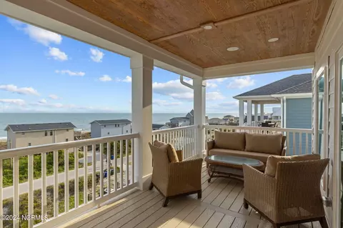 Exterior - 809 Emerald Dr #WEST, Emerald Isle, NC 28594 photo 16 of 18