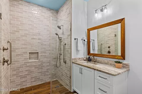 Bath - 809 Emerald Dr #WEST, Emerald Isle, NC 28594 photo 1 of 7