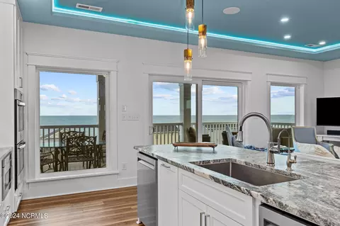 Kitchen - 809 Emerald Dr #WEST, Emerald Isle, NC 28594 photo 8 of 12