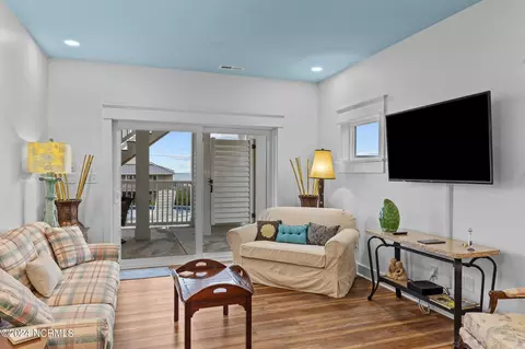 Living - 809 Emerald Dr #WEST, Emerald Isle, NC 28594 photo 2 of 9