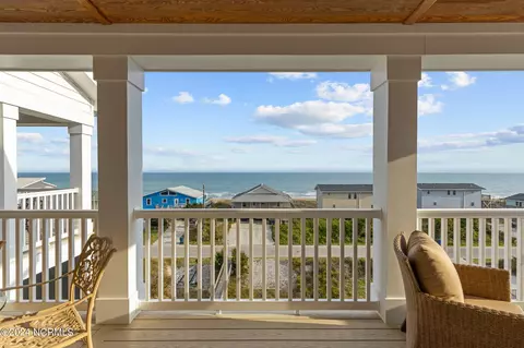 Exterior - 809 Emerald Dr #WEST, Emerald Isle, NC 28594 photo 15 of 18