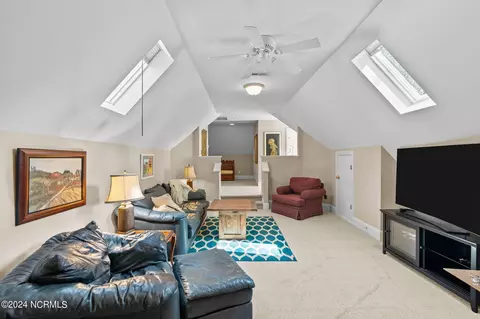 Living - 1400 Potomac Dr, Chocowinity, NC 27817 photo 5 of 5