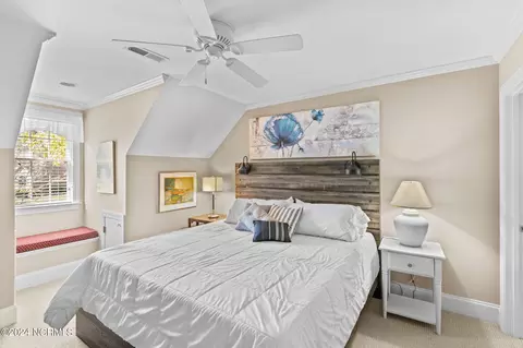 Bedroom - 1400 Potomac Dr, Chocowinity, NC 27817 photo 4 of 8