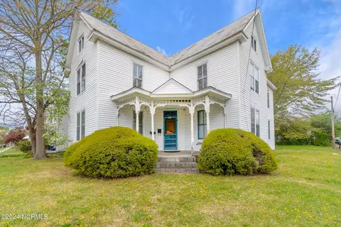 600 W Colonial Ave, Elizabeth City, NC 27909