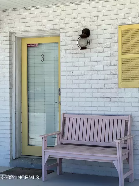 303 Henderson Blvd #3, Atlantic Beach, NC 28512