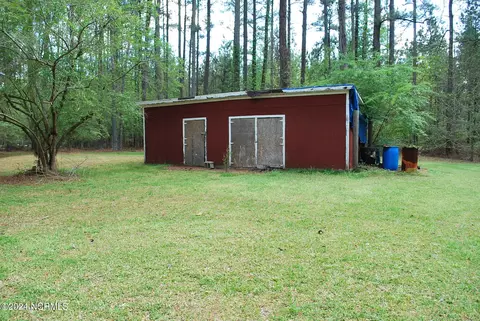 Exterior - 10214 Nc 33, Chocowinity, NC 27817 photo 10 of 16