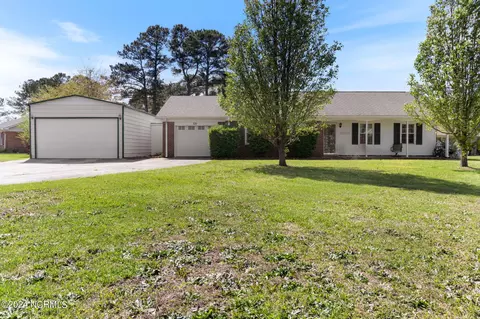 531 Wisteria Rd, Jacksonville, NC 28546
