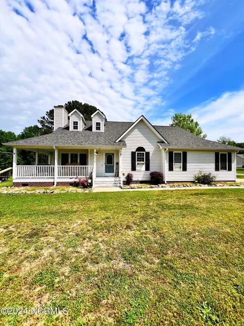 101 Marlin Ln, Pikeville, NC 27863