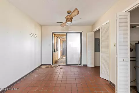 Entry Way - 100 Deer Run, Hubert, NC 28539 photo 1 of 2