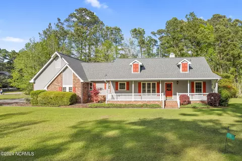 11 Sandtrap Dr, Shallotte, NC 28470