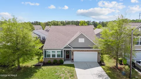 410 Frida Rd, New Bern, NC 28560