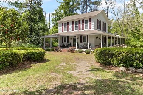 9780 College North St, Clarkton, NC 28433