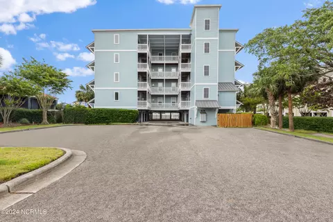 712 Saint Joseph St UNIT 401, Carolina Beach, NC 28428