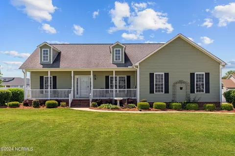 4570 Rountree Rd, Winterville, NC 28590