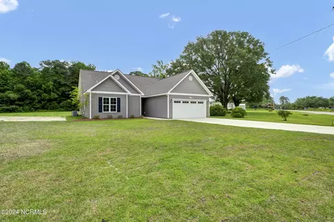357 Morristown Rd, Stella, NC 28582 photo 5