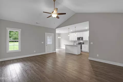 357 Morristown Rd, Stella, NC 28582 photo 8