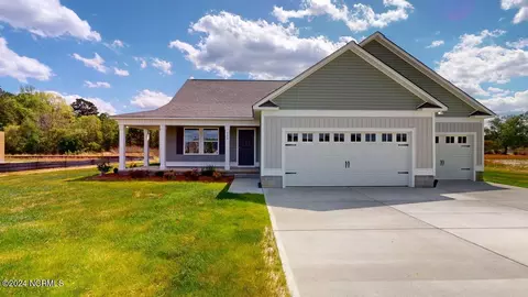 200 Arthurs Creek Dr, Goldsboro, NC 27530