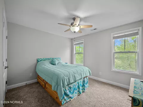 Bedroom - 126 Roughleaf Trl, Hampstead, NC 28443 photo 4 of 9