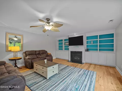Living - 126 Roughleaf Trl, Hampstead, NC 28443 photo 2 of 4