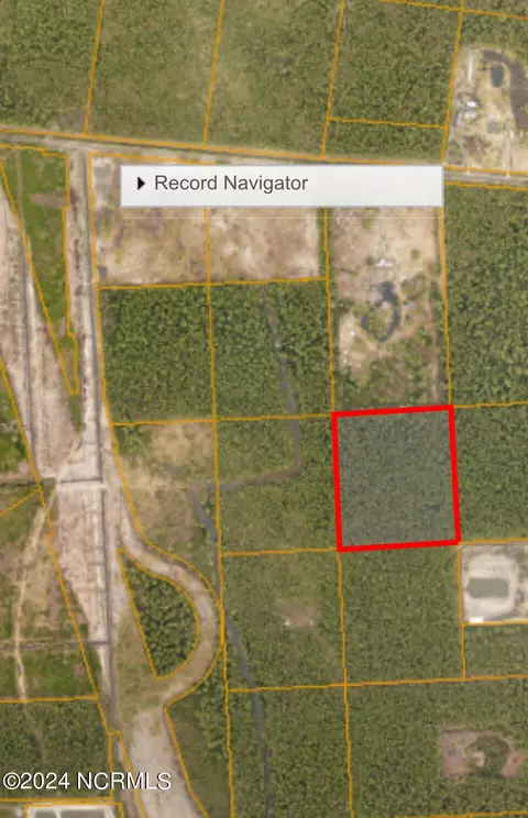 130 Plantation Rd, Wilmington, NC 28411