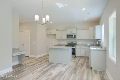 216 Shadow Grass Ct, Stella, NC 28582 photo 7