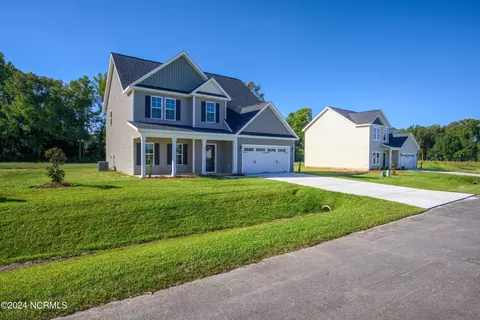 216 Shadow Grass Ct, Stella, NC 28582 photo 2