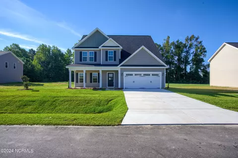 216 Shadow Grass Ct, Stella, NC 28582