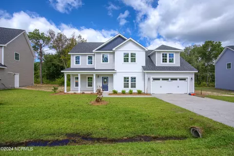 103 Creek Bluff Rd, Newport, NC 28570