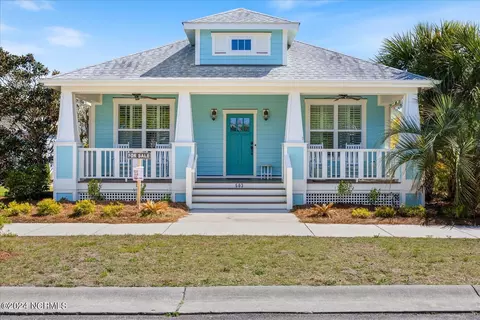 503 Lord Thomas Ave, Southport, NC 28461