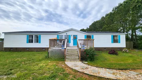 130 Jakes Dr, Rocky Point, NC 28457