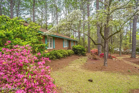 Exterior - 605 Park Dr, Aberdeen, NC 28315 photo 10 of 17