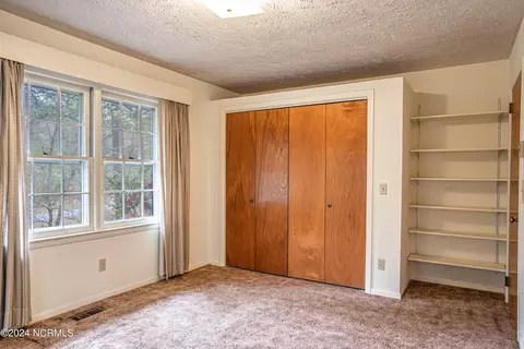 Bedroom - 605 Park Dr, Aberdeen, NC 28315 photo 4 of 7