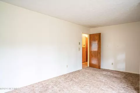 Bedroom - 605 Park Dr, Aberdeen, NC 28315 photo 1 of 7