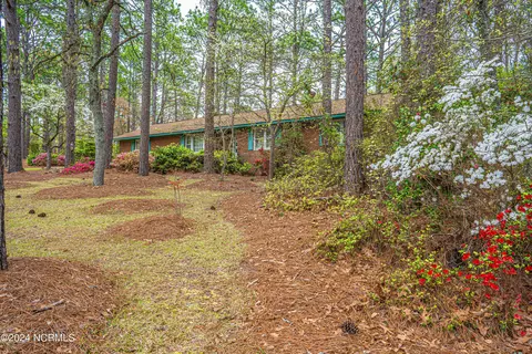 Exterior - 605 Park Dr, Aberdeen, NC 28315 photo 14 of 17