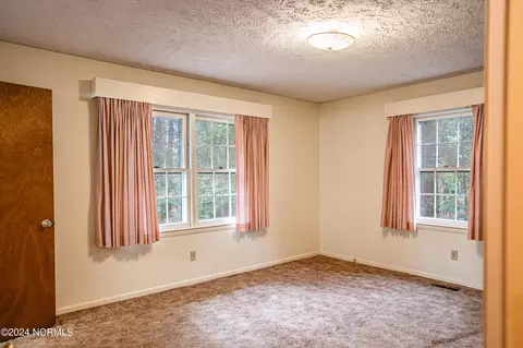 Other - 605 Park Dr, Aberdeen, NC 28315 photo 4 of 9