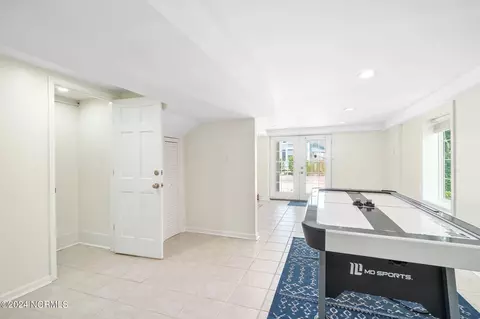 Bath - 216 E Boardwalk Blvd, Atlantic Beach, NC 28512 photo 4 of 6