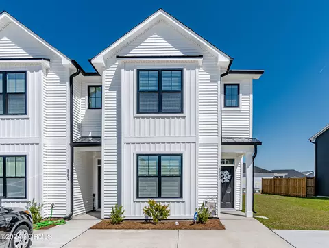 8360 Paramount Pt, Winnabow, NC 28479