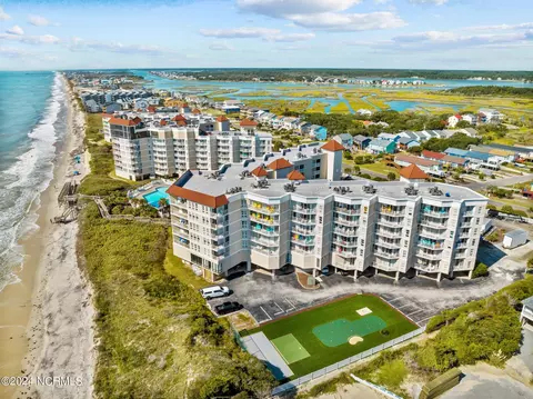 2000 New River Inlet Rd #2210, North Topsail Beach, NC 28460