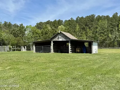 839 E Ridge Rd, Shawboro, NC 27973 photo 2